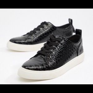 Black lace up sneakers